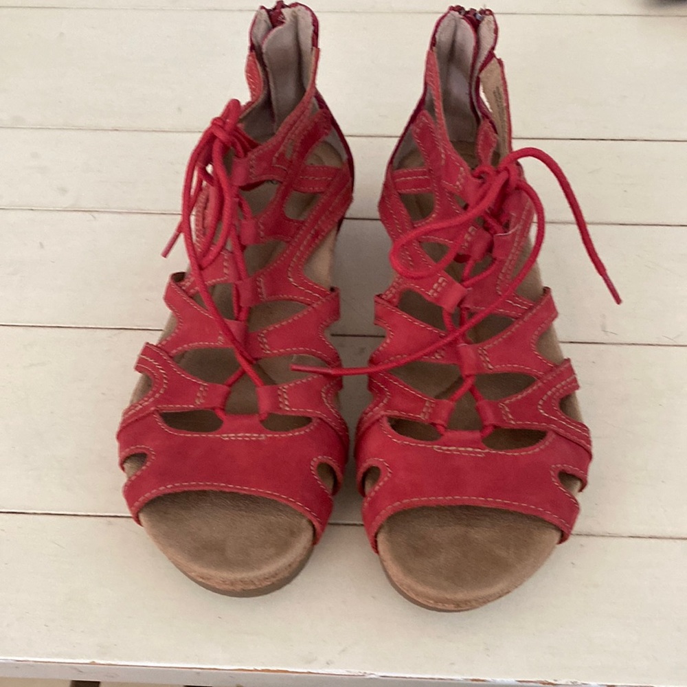 Earth Origins Red Lace-Up Cutout Sandals